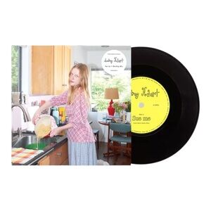 Audrey Hobert Sue Me / Bowling Alley UO Exclusive 7in Single Limited 2k